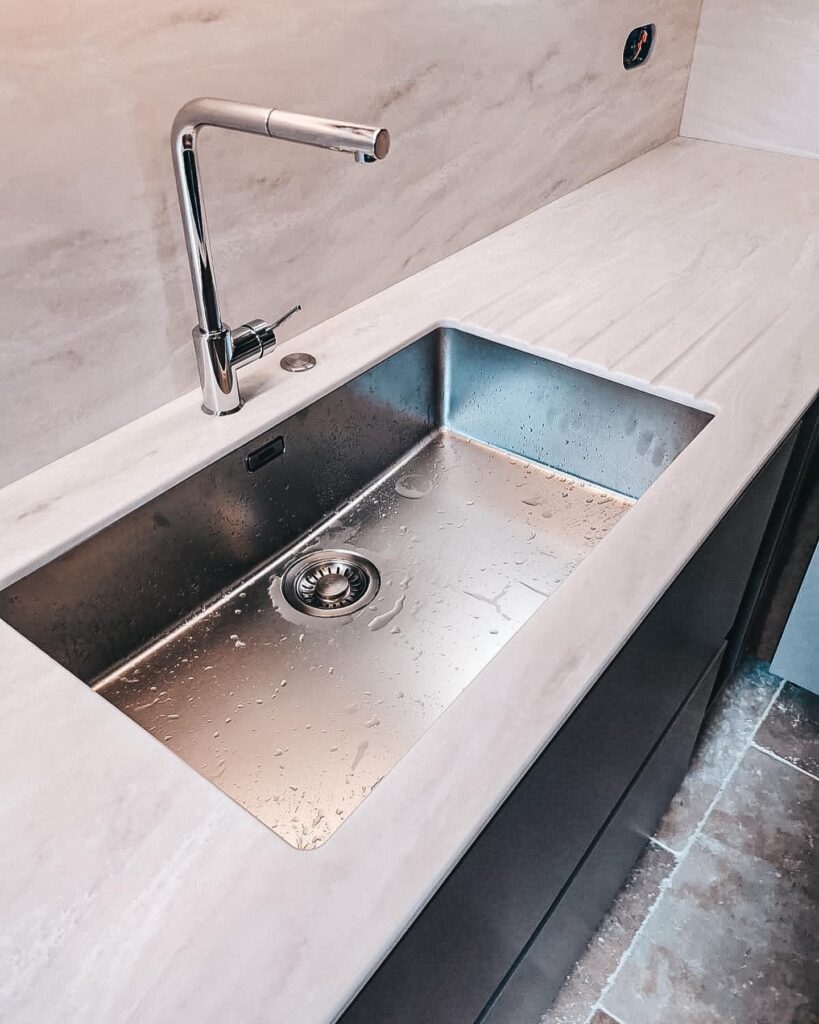 Solid Surface - Plan de Travail Solid Surface - Plan de Travail