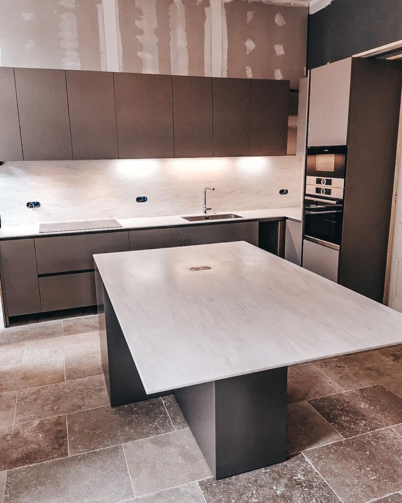 Solid Surface - Plan de Travail Solid Surface - Plan de Travail