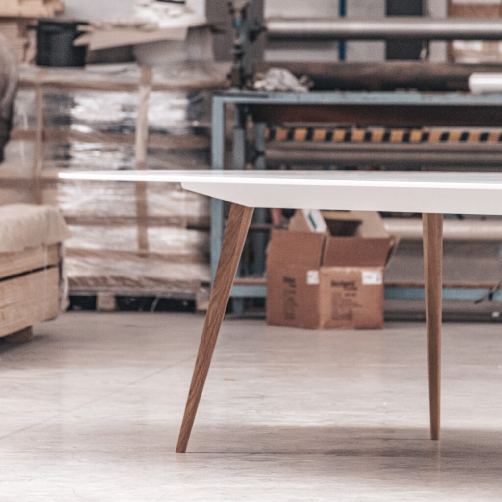 Table en Solid Surface Table en Solid Surface